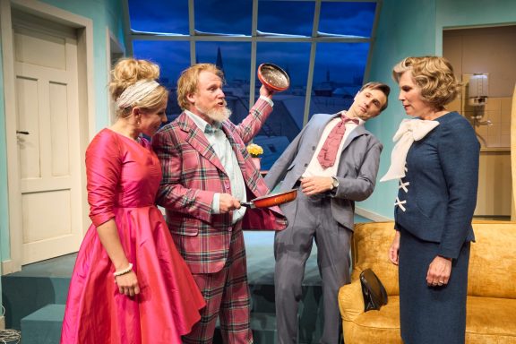 Barfuß im Park mit dem Ohnsorg-Theater