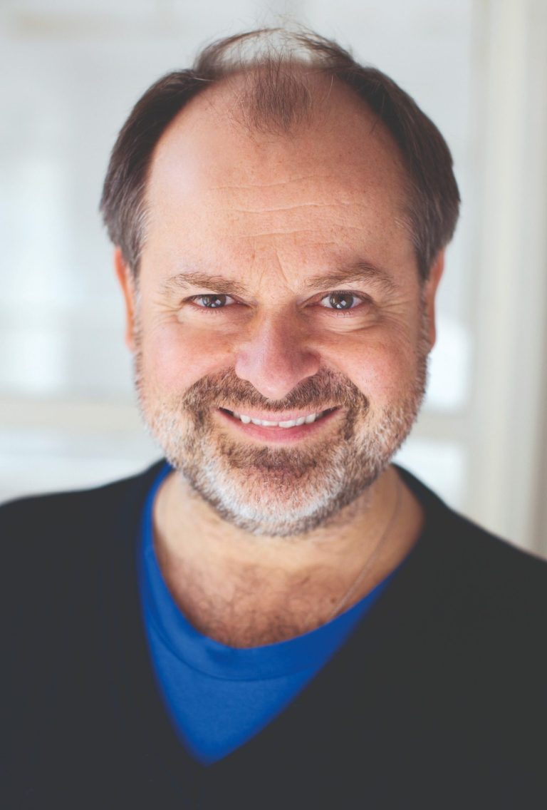 Das Bild zeigt ein Portrait des Schauspielers Markus Majowski.